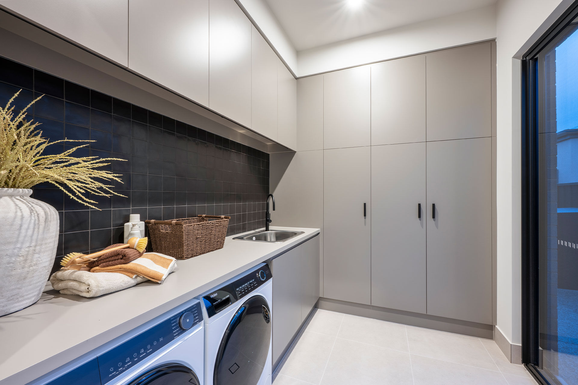 Laundry room and cupboard storage
